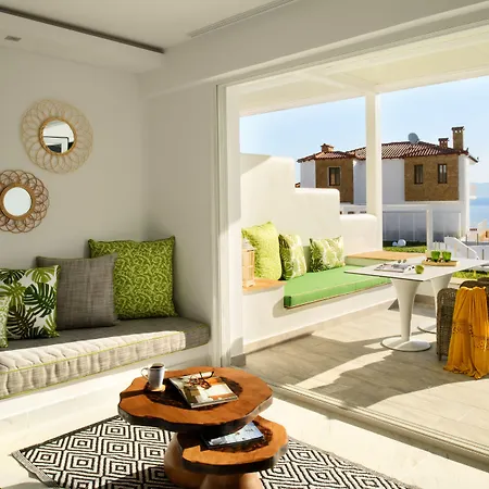 Отель D'oro - Luxury & Палиури